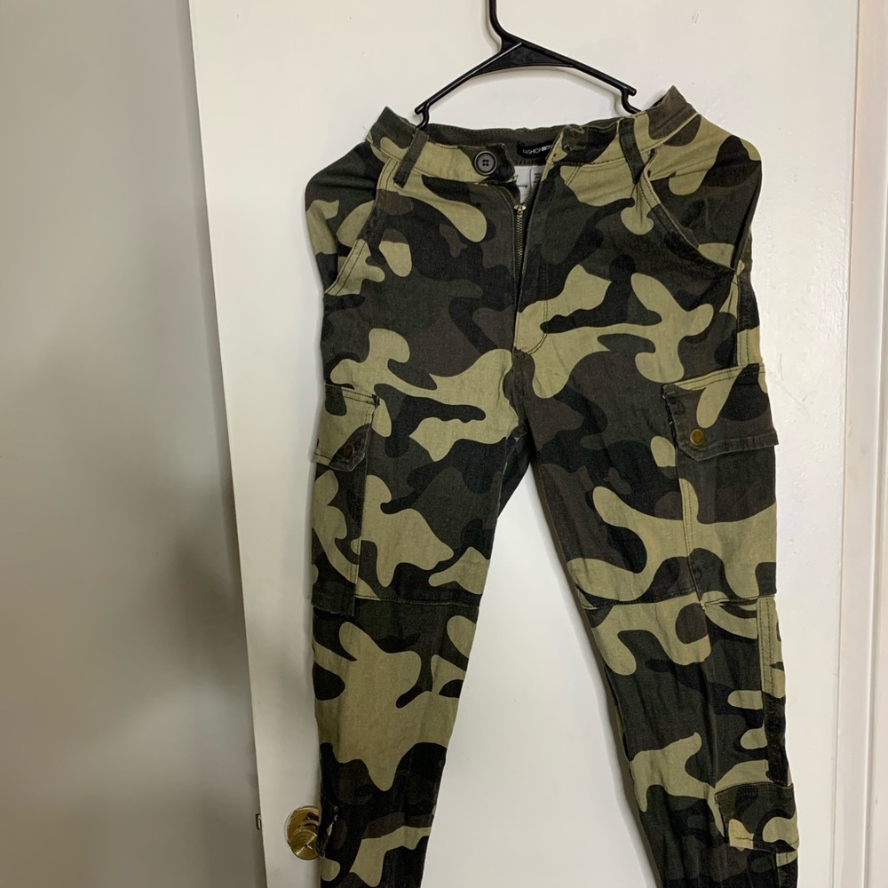 Cargo pants